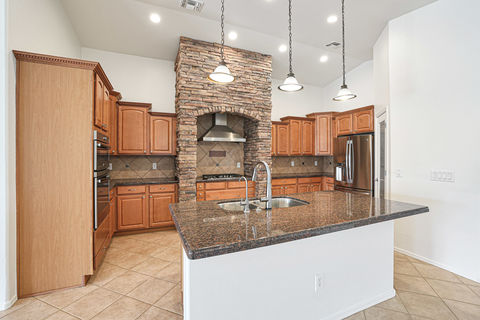 3005 W Donatello Dr_kitchen