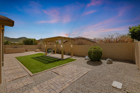 3005 W Donatello Dr_yard