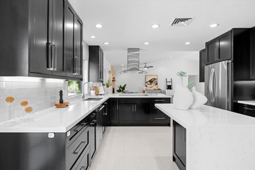 21-10835 N 23rd St (21 of 48)