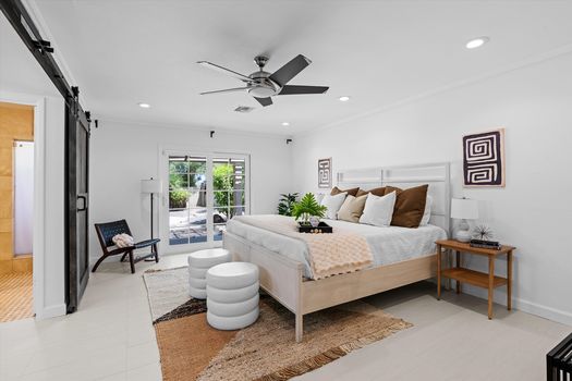 27-10835 N 23rd St (27 of 48)