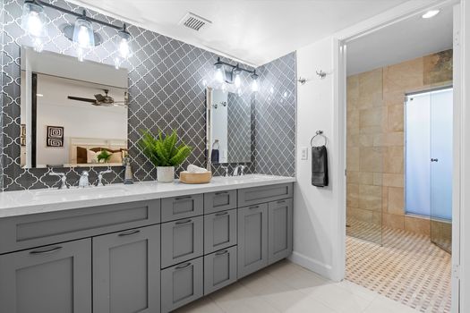 31-10835 N 23rd St (31 of 48)