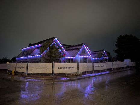 4224 E DESERT COVE AVE_holiday lights 1