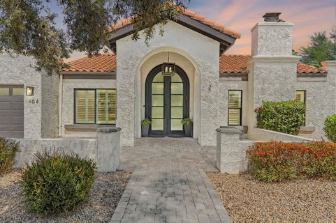 4434 E Beck Ln_front door