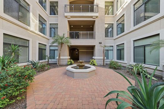 11640 N TATUM BLVD #3089 lobby