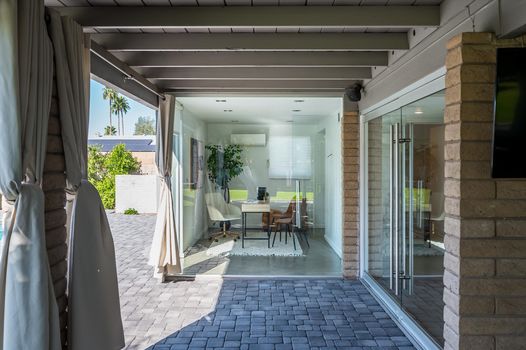 11216 N 39TH PL backyard