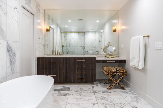 7742 E Buena Terra Way_bath3