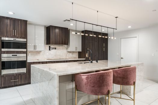 7742 E Buena Terra Way_kitchen4