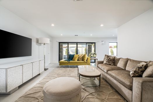 7742 E Buena Terra Way_living room