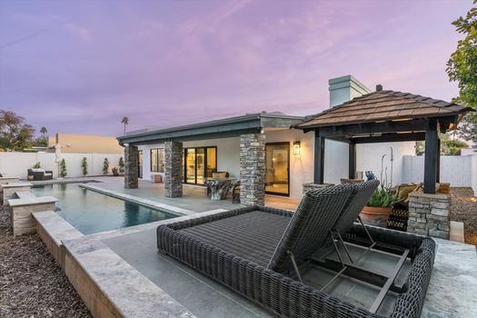 7742 E Buena Terra Way_pool2