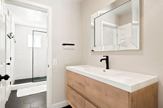 11629 North 40th Way_B (28)