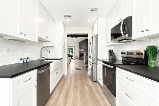 11629 North 40th Way_B (7)