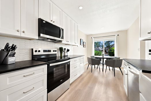 11629 North 40th Way_B (9)