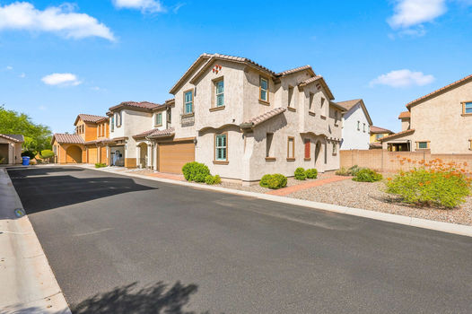 07 4636 E BECK LN_side 1