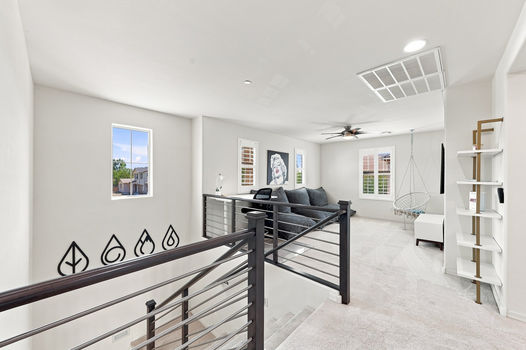 18 4636 E BECK LN_second floor