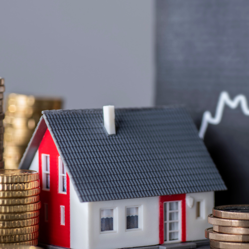 U.S. Home Prices See Modest Gains but Lag Behind Inflation