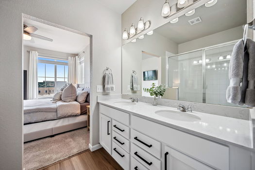 15_14_16_ConnorSchmidt_DSC8442