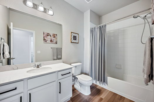 21_20_19_ConnorSchmidt_DSC8457