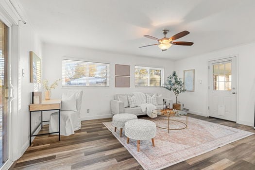 22-web-or-mls-4860 E Kansas Dr-22