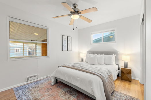 30-web-or-mls-4860 E Kansas Dr-30