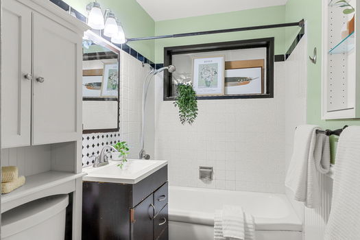 34-web-or-mls-4860 E Kansas Dr-34