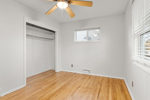 38-web-or-mls-4860 E Kansas Dr-38