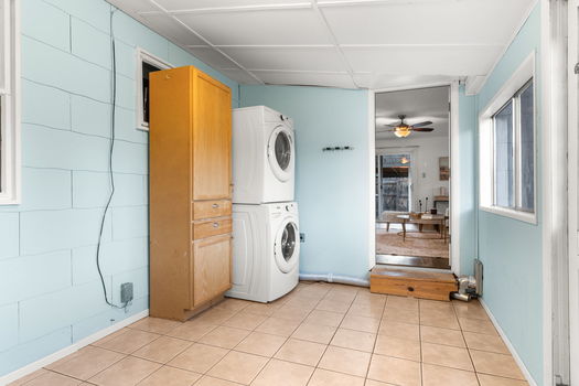 41-web-or-mls-4860 E Kansas Dr-41