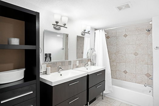 18-web-or-mls-18_C2MediaDSC01326