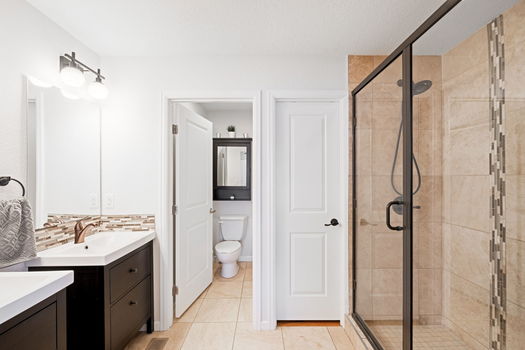 24-web-or-mls-24_C2MediaDSC01394