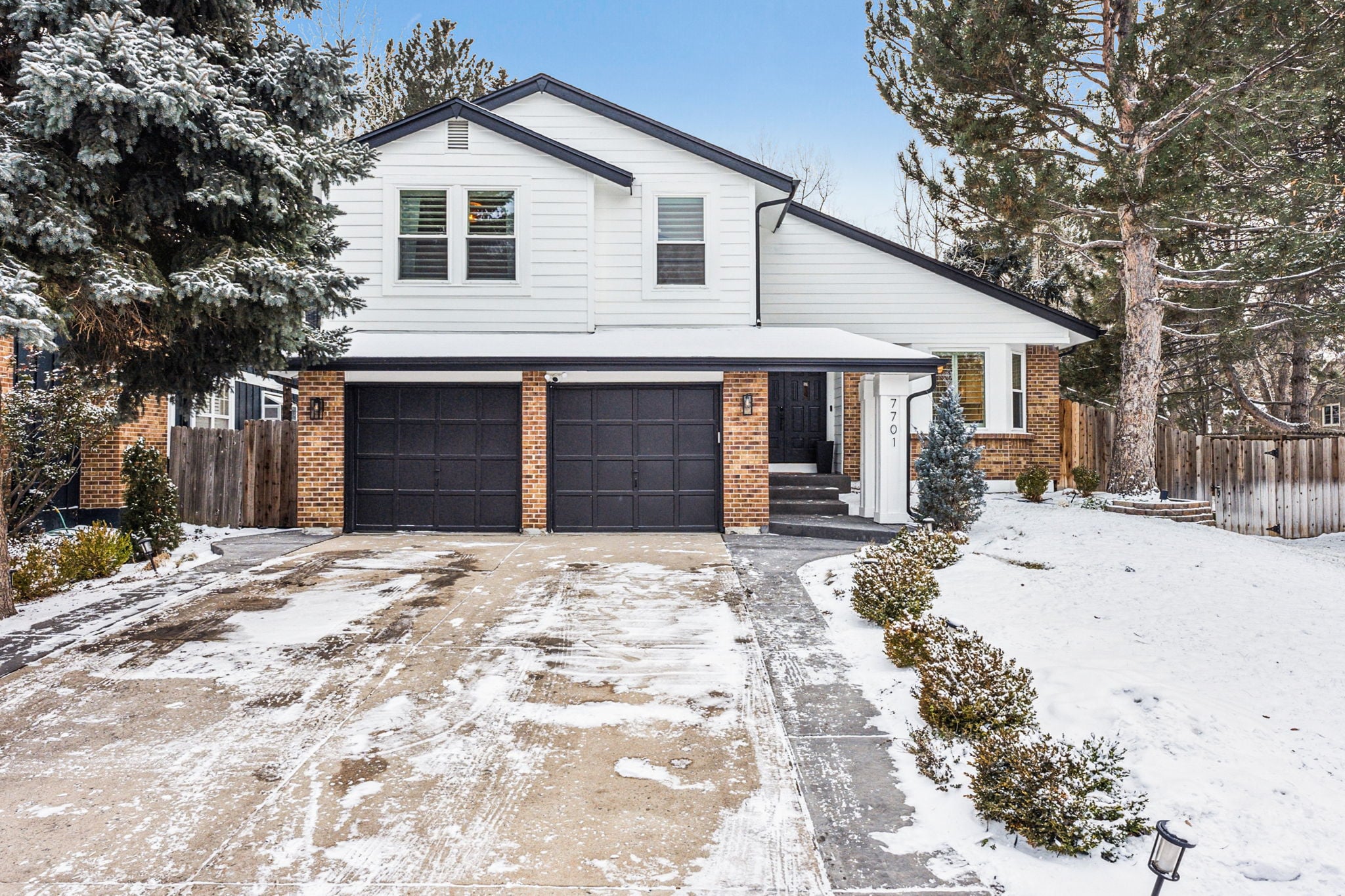 1-001-7701-S-Hill-Dr