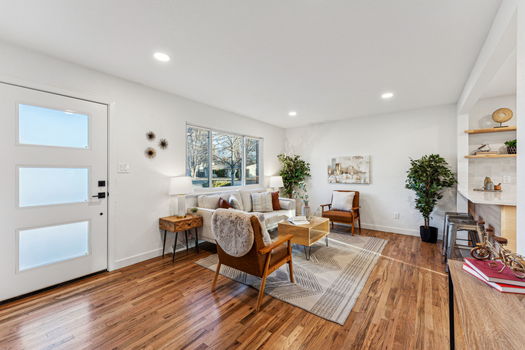 10-007-3307-Teller-St