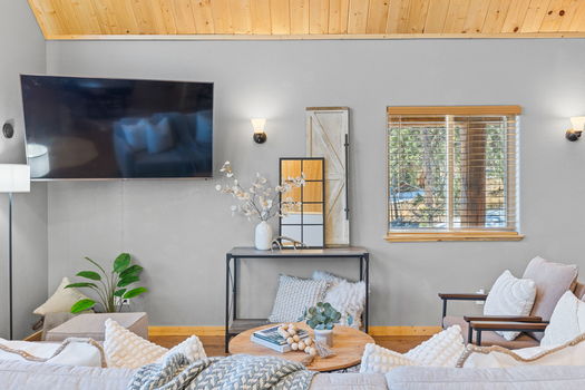 10-web-or-mls-44 Pinion Rd-10