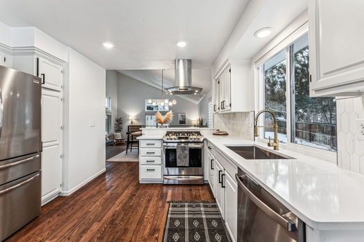 17-017-7701-S-Hill-Dr