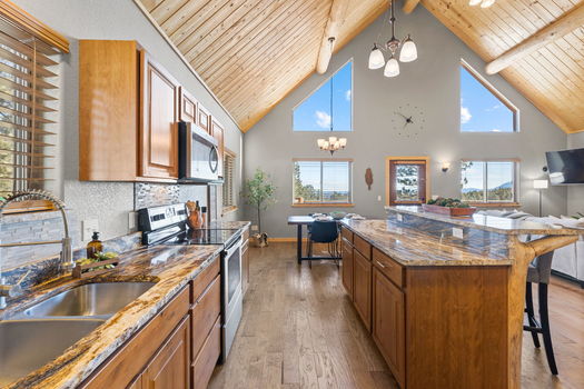 19-web-or-mls-44 Pinion Rd-19