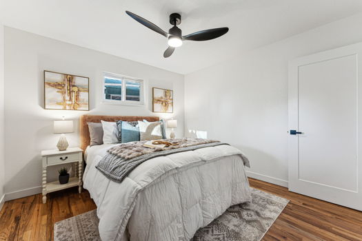 21-018-3307-Teller-St