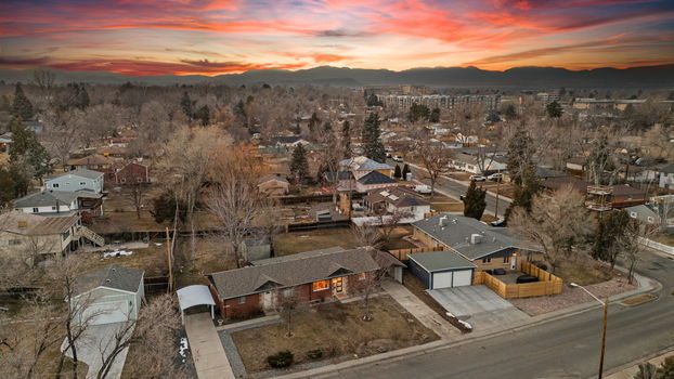 3-105-3307-Teller-St