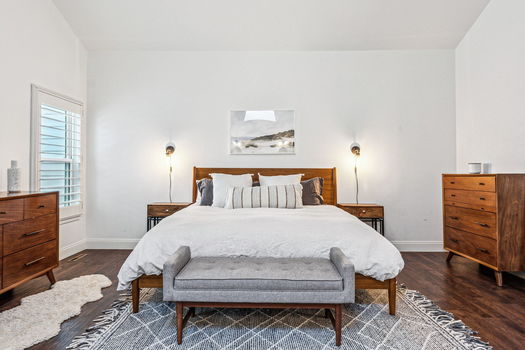 30-030-7701-S-Hill-Dr