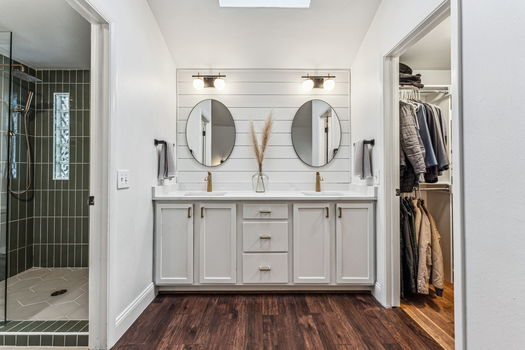 31-031-7701-S-Hill-Dr