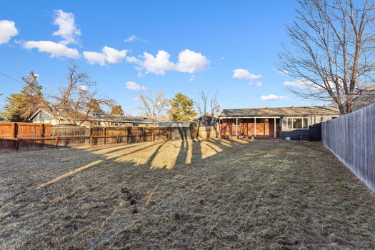 32-029-3307-Teller-St