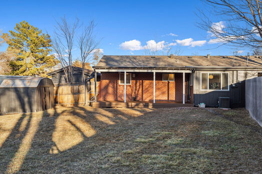 33-030-3307-Teller-St