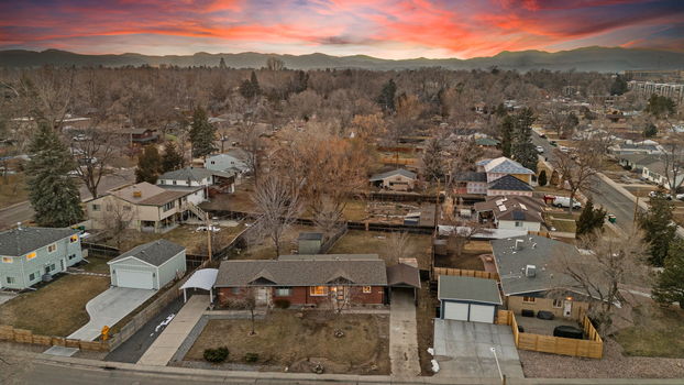 37-106-3307-Teller-St