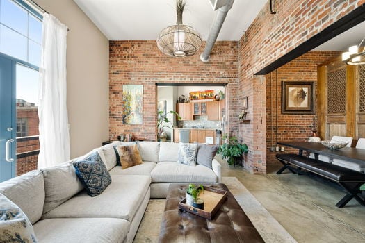 1-web-or-mls-0__DSC0547