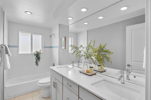 37-web-or-mls-2572 Beech Ct-37