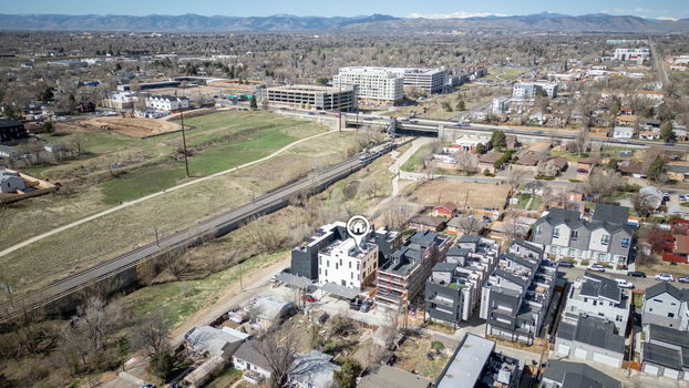 45-web-or-mls-2438 S Acoma St-45