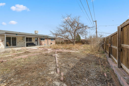 54-web-or-mls-2572 Beech Ct-54