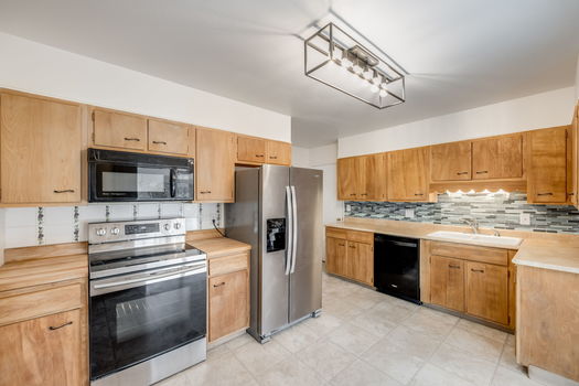 17-web-or-mls-2299-zinnia-way