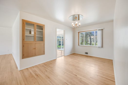 9-web-or-mls-2299-zinnia-way