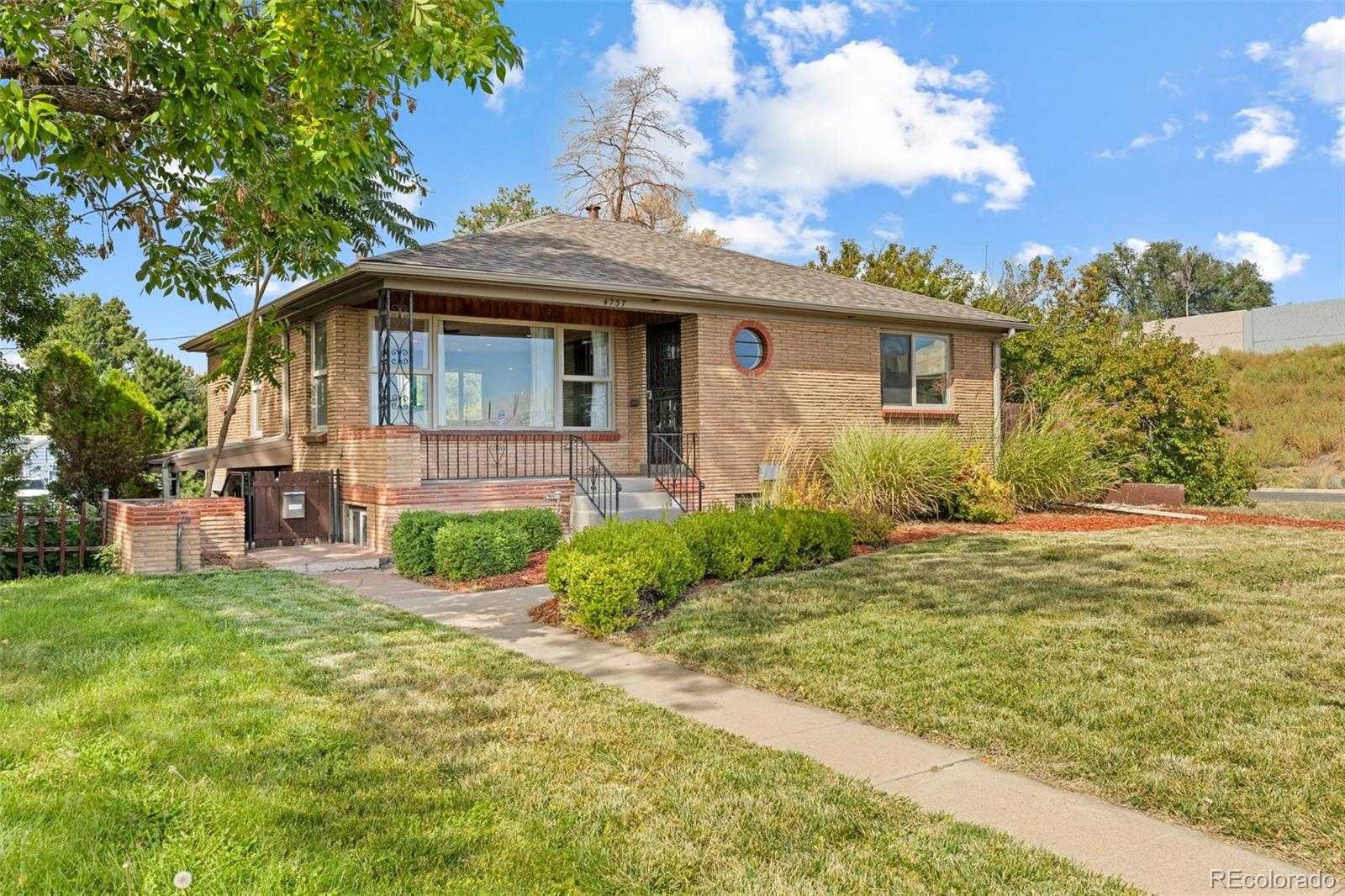 Berkeley Denver home, Denver Realtor, FORM Denver, Top Denver Realtor, FORM at Compass Denver, FORM Team, Wheat Ridge Real Estate Agents 5