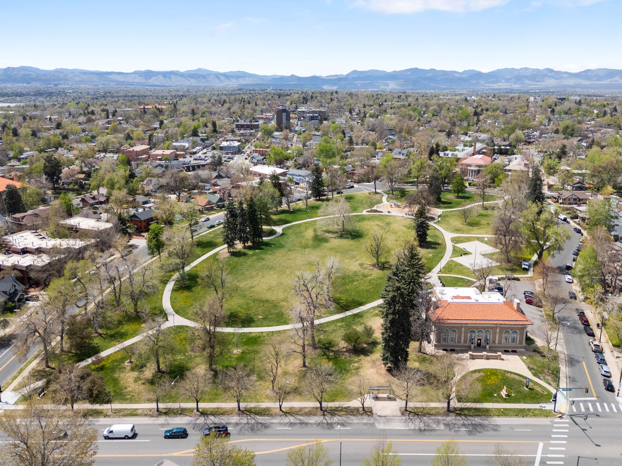 Dallas to Denver relocation real estate agents, moving from Dallas to Denver neighborhoods, Dallas to Denver relocation guide 2