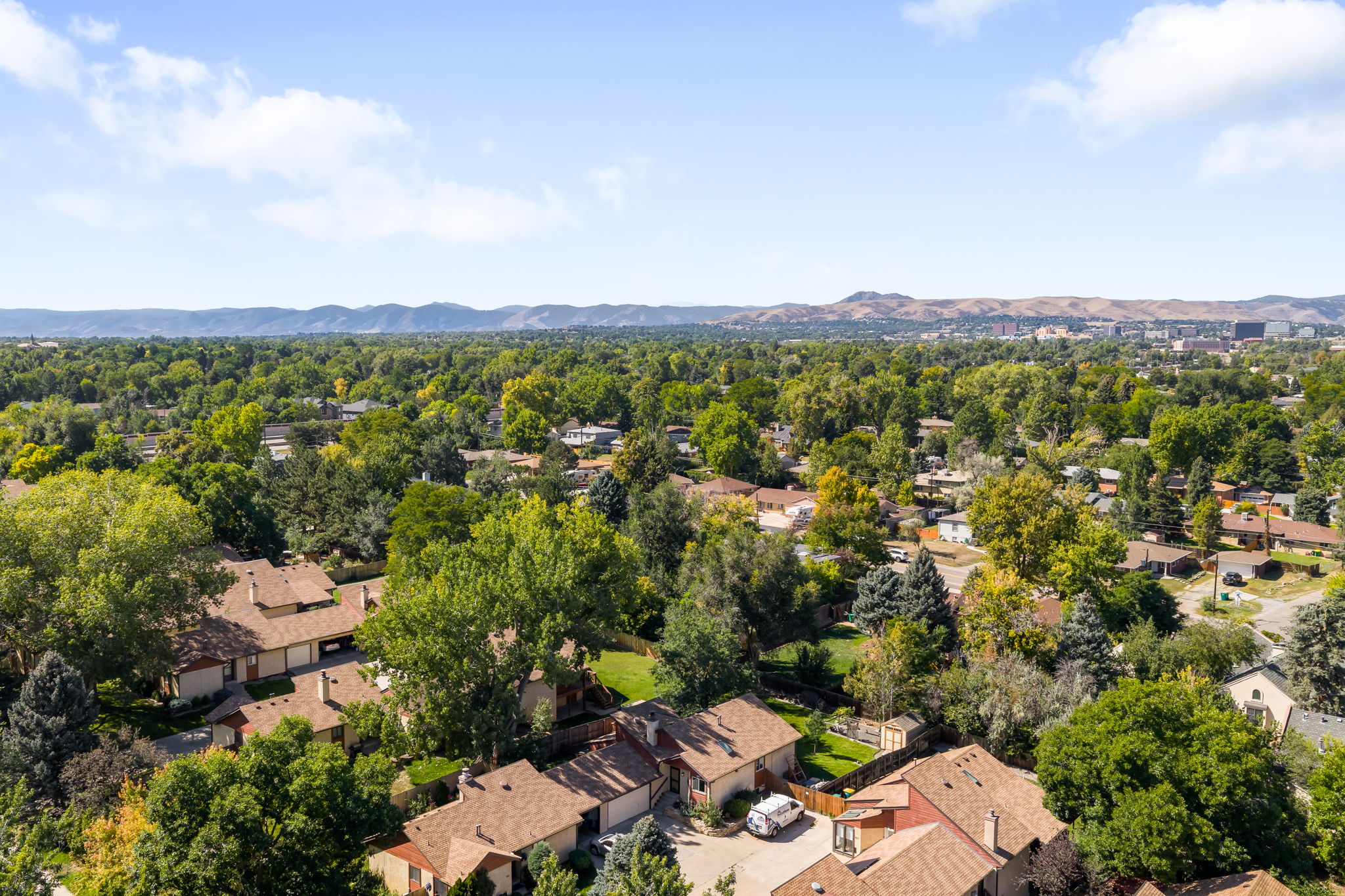 Best Denver Realtors by neighborhood, Top real estate agents Wheat Ridge, Applewood Denver Realtors, FORM at Compass Denver, Jason Sirois Applewood Realtor 1