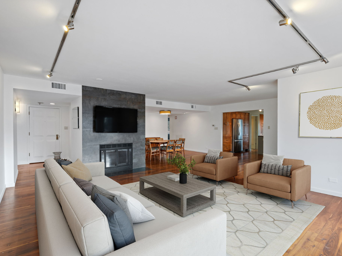 Jason Sirois Denver Realtor, Jason Sirois Applewood Realtor, FORM Denver, Top Denver Realtor, Applewood real estate expert, Wheat Ridge Realtor 3